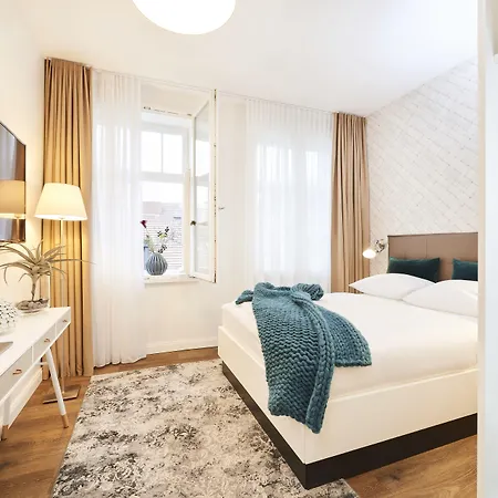 Ueberfluss Serviced-apartments Aparthotel 4*